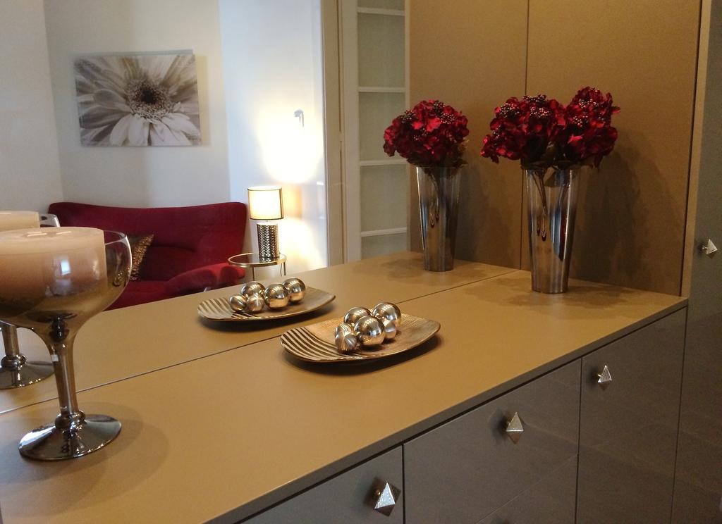 Hello Downtown Apartment - Eiffel Budapest Zimmer foto